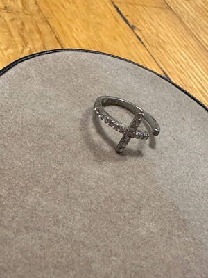 Ring with cross like new