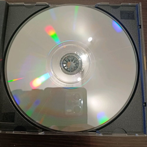 Five Invincible CD used, in excellent condition, unscratched