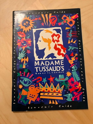 Madame Tussaud's Souvenir Guide 1992 like new, London wax museum