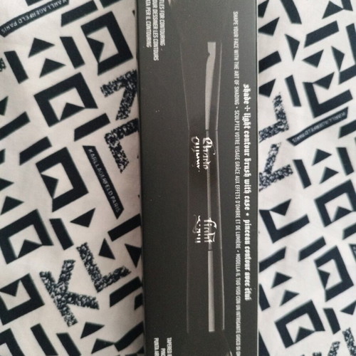 Kat Von D Shade + Light contour Brush new for contouring and highlighting