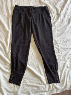 Stradivarius long black pants like new, soft fabric, elastic cuffs