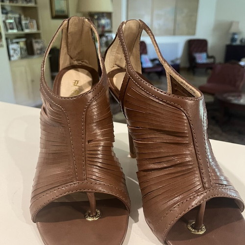 L.A.M.B. Frankie women's pumps like new, brown, size 38.5