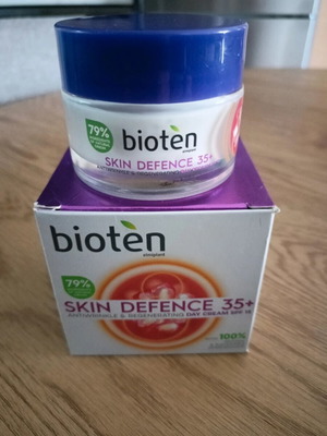 Bioten Skin Defence 35+ Day Cream with Pomegranate and SPF 15