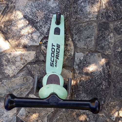 Scoot & Ride Highwaykick 1 2-in-1 kids scooter
