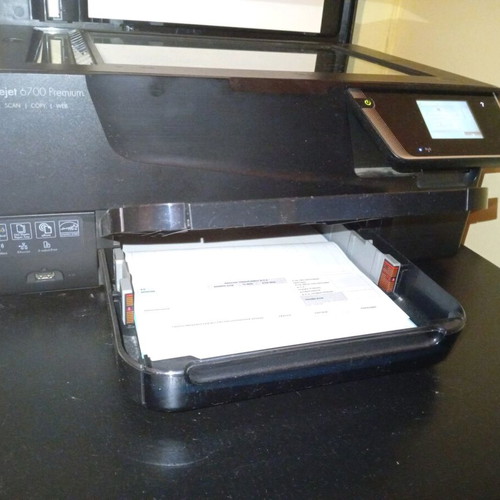 Office jet HP 6700 all-in-one like new with scanner and fax
