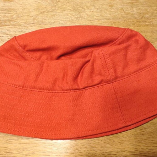 Nike hat size S/M like new, red