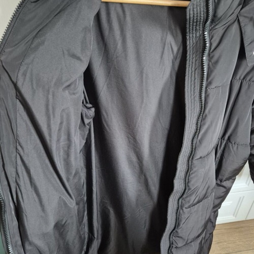 Long jacket used, warm with pockets and hood, zipper with two locks, size XL-XXL
