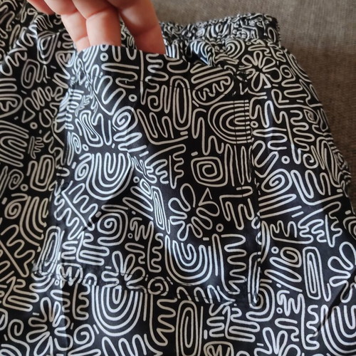 Men's swim shorts 2XL like new, black with white patterns