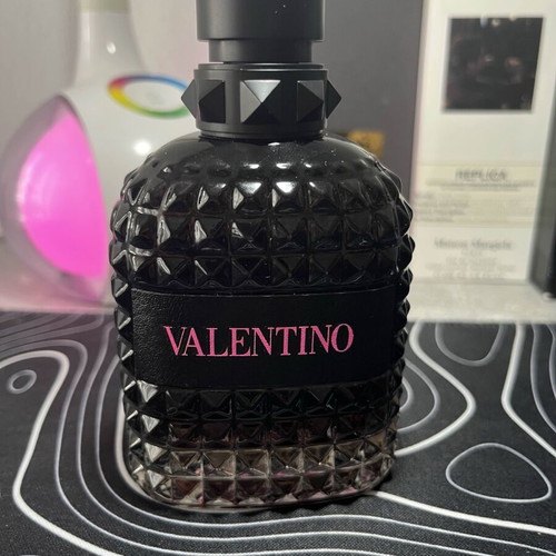 Valentino Born in Roma Intense 8ml eau de parfum new
