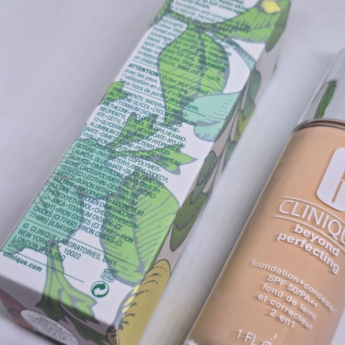 Clinique foundation and concealer 2in1 SPF 19 PA++ 30ml new