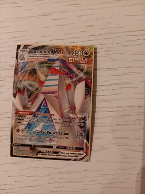 Pokémon Duraludon VMAX Card (Ultra Rare) Evolving Skies like new