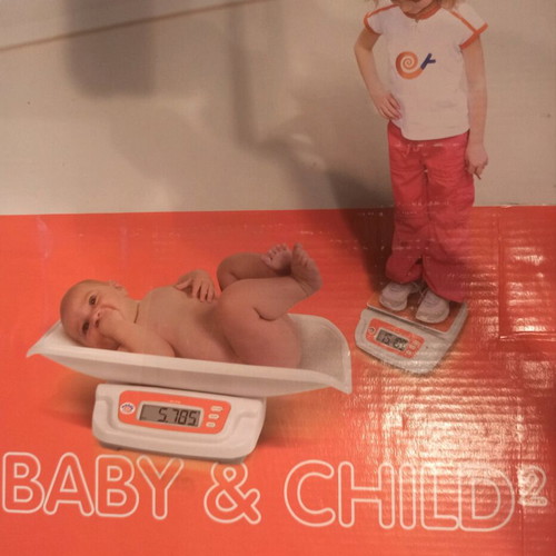 Medel Mebby Baby & Child 2 Digital Scale new with detachable tray