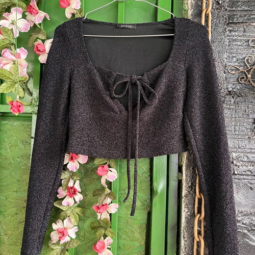 Black long sleeve top with chest tie like new, size L