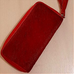 Πορτοφόλι κόκκινο με υφή πόνη