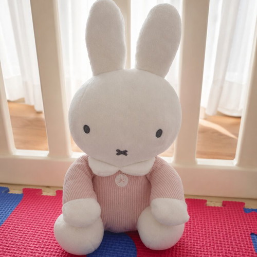 Miffy plush toy 26 cm like new with magnetic eyes