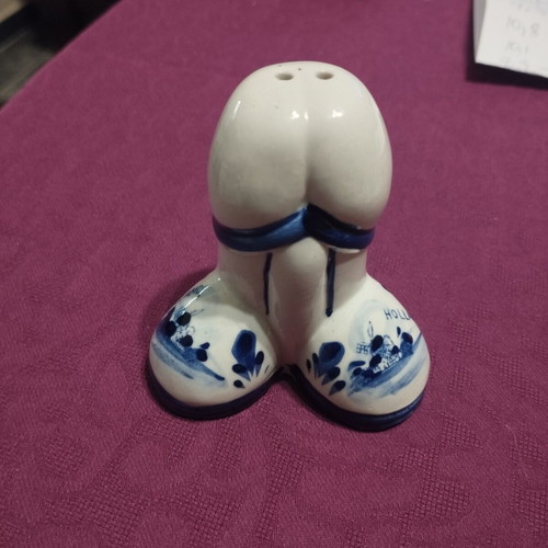 Salt shaker penis phallus new, Dutch porcelain