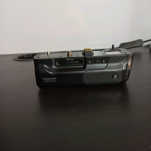 Panasonic dmc-gh3 camera used with accessories