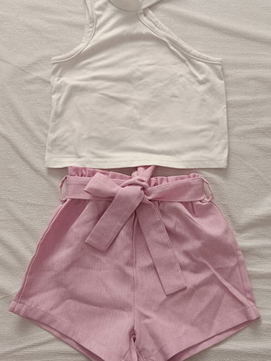 Girls' set with pink shorts and white top Shein like new, 3 years
