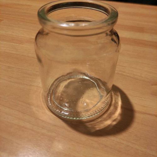 Glass jar/glass freddo like new, dimensions 5.5x8.5cm