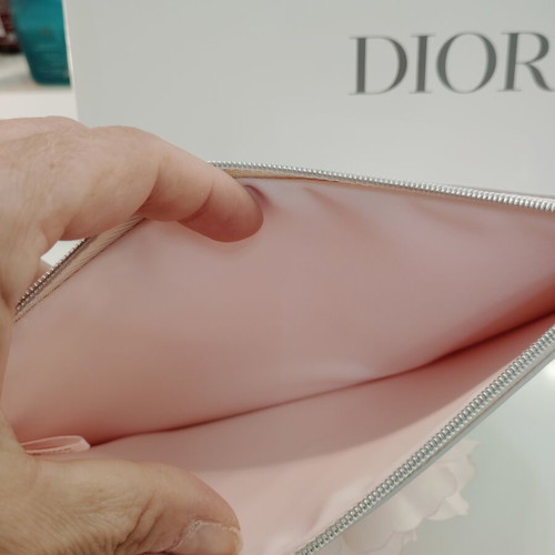 VIKTOR & ROLF cosmetic case with pink rose design new