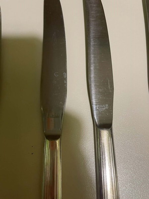 Silco Stainless silver-plated knife set used