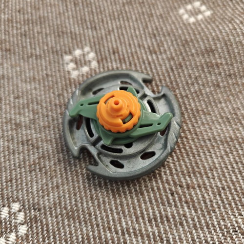 Beyblade Hasbro Metal Fusion like new with launcher and key