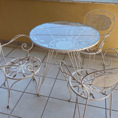 Fer Forje Metal Garden Furniture Set used, round table with glass and 4 chairs