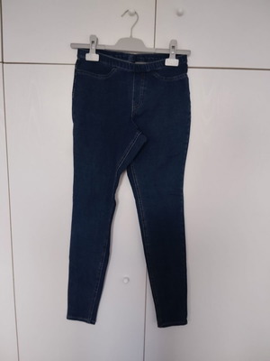 Hue women's denim leggings small used with defect