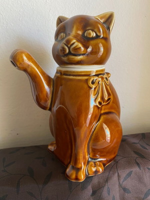 Cat-Shaped Liquid Condiment Bottle like new, 22cm tall