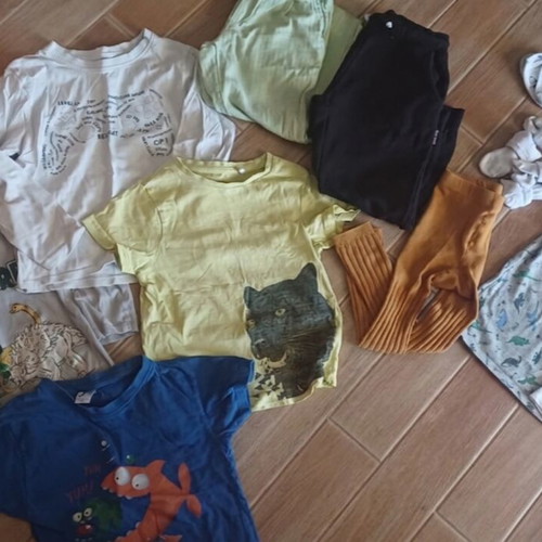 Boys' clothing set for 3-4 years like new, H&M included