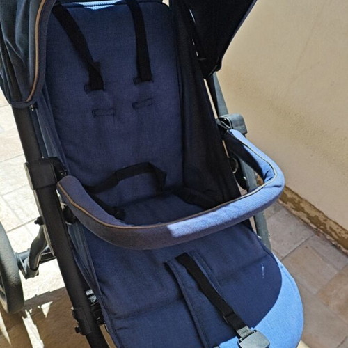 Lionelo stroller used up to 22kg with storage and mosquito net
