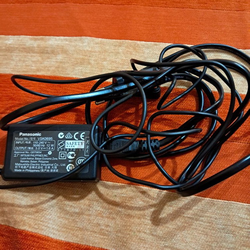 Panasonic SDR-S7 video camera like new