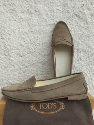 Tod's women's moccasins size 39 used, beige