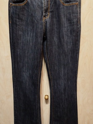 Cindy's navy blue flared jeans medium like new