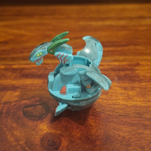 Bakugan Ventus Hyper Dragonoid BakuCore 700G like new
