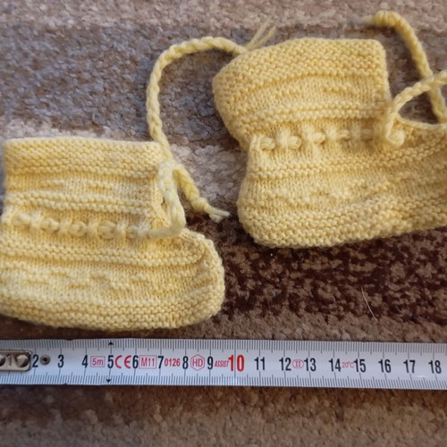 Baby booties set of 3 pairs new