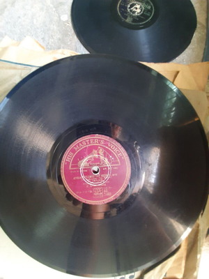 AO 2460 vinyl record used, laiko genre