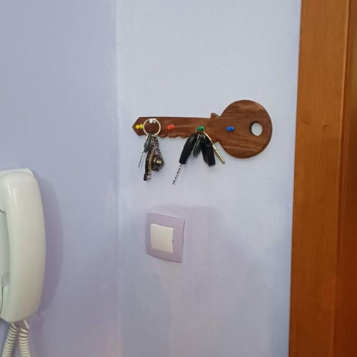 Wooden key hanger new, cherry wood