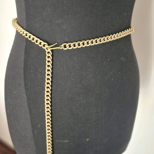 Chain belt gold like new, size 75, can be worn as necklace