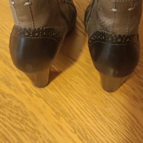 Jana leather ankle boots size 38 used, Victorian vintage style
