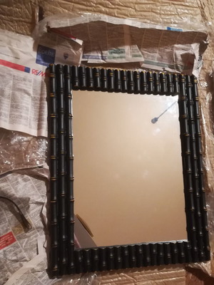 Καθρέφτης στυλ μπαμπού καινούργιος, διαστάσεις 50 x 40 cm