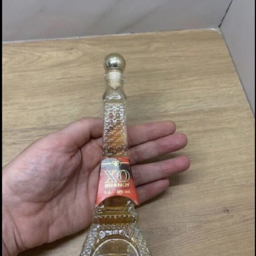 Xo Brandy Eiffel Tower 5cl collectible new