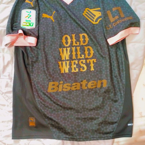 Palermo Match Worm jersey size Medium like new