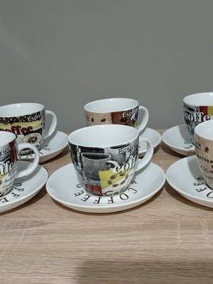 Coffee cup and saucer set 6 pieces like new