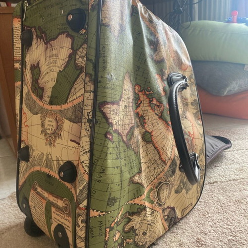 Trolley suitcase like new, almost unused, dimensions 55x40x25