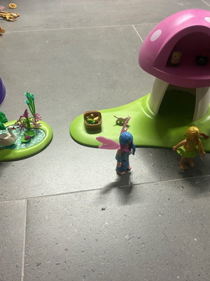 Playmobil Fairy Mushroom House in like new condition