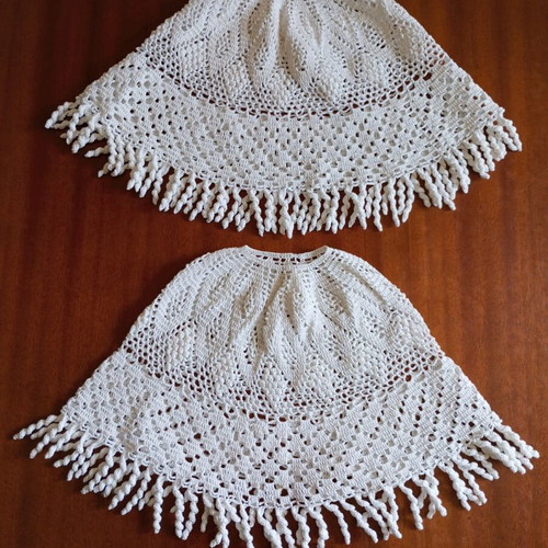 Set of 2 handmade knitted lampshades new