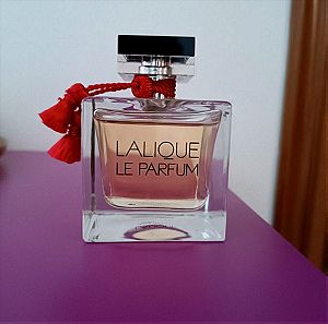 Lalique άρωμα