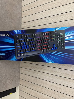 Gaming keyboard with LED lighting new