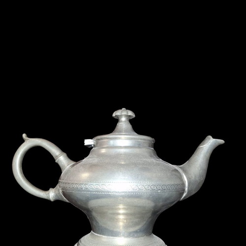 Tin tea set new, tray and 2 teapots